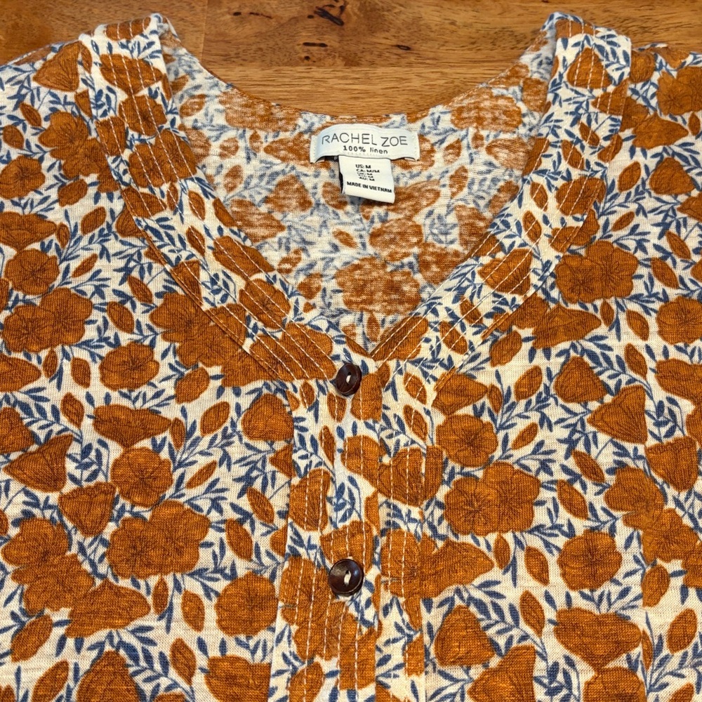 Rachel Zoe Button Down VNeck Too - Picture 6 of 7